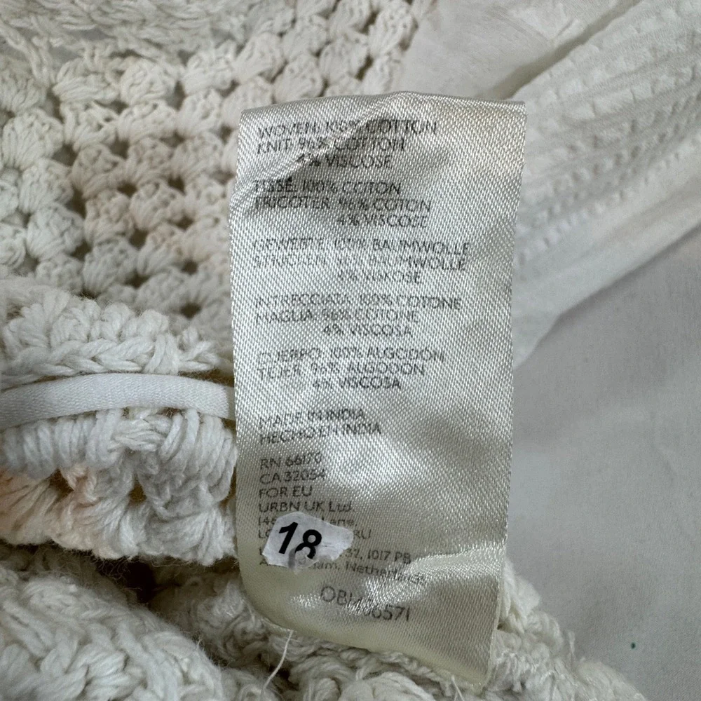 Free People Megan Crochet Top Size‎ XS Ivory Puff Sleeves Open Back Boho Whimsy